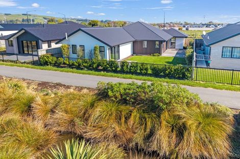 Photo of property in 73 Collier Drive, Halswell, Christchurch, 8025