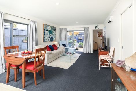 Photo of property in 4u2 Ross View Terrace, Dinsdale, Hamilton, 3204