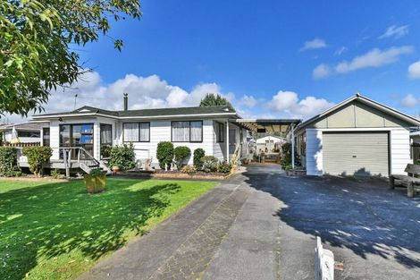 Photo of property in 14 Le Havre Place, Takanini, 2112