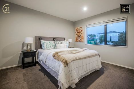 Photo of property in 33 Kirikiri Drive, Papakura, 2110