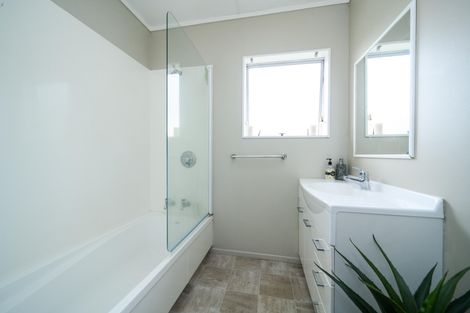 Photo of property in 35 Fitzroy Street, Terrace End, Palmerston North, 4410