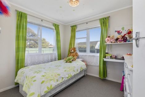 Photo of property in 26 Kentucky Street, Totara Park, Upper Hutt, 5018