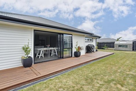 Photo of property in 65 Macphail Avenue, Rangiora, 7400