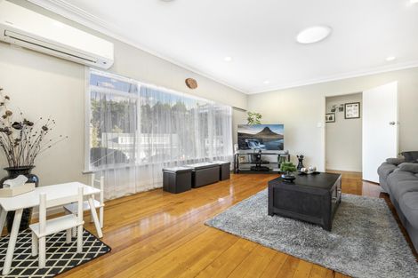 Photo of property in 5 Freshney Place, Hillpark, Auckland, 2102