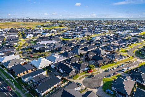 Photo of property in 14 Toi Place, Papamoa, 3118