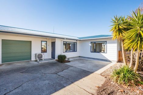 Photo of property in 29b Dunk Place, Milson, Palmerston North, 4414