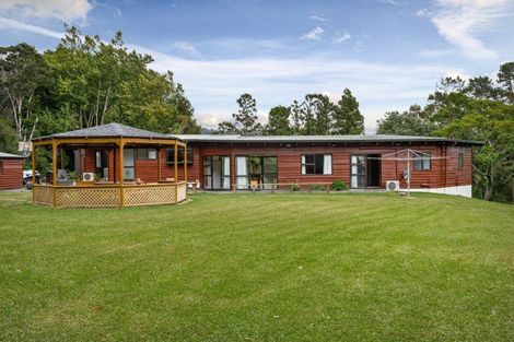 Photo of property in 78 Opanuku Road, Henderson Valley, Auckland, 0612