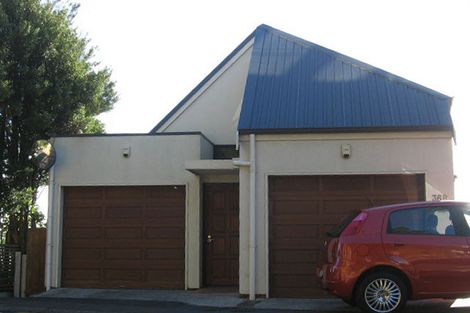 Photo of property in 36 Palliser Road, Roseneath, Wellington, 6011