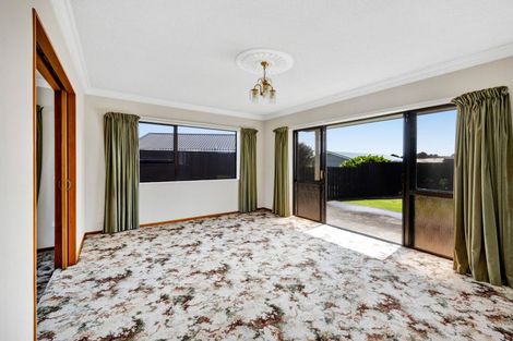 Photo of property in 14 Pohutukawa Drive, Opunake, 4616