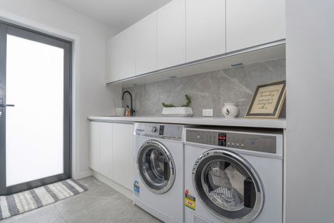 Photo of property in 4 Ngaroma Crescent, Whitianga, 3510