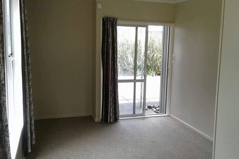 Photo of property in 4/4 Ruataniwha Street, Waipawa, 4210