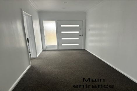 Photo of property in 316 Memorial Avenue, Burnside, Christchurch, 8053