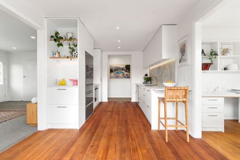 Photo of property in 25 Cambridge Terrace, Masterton, 5810