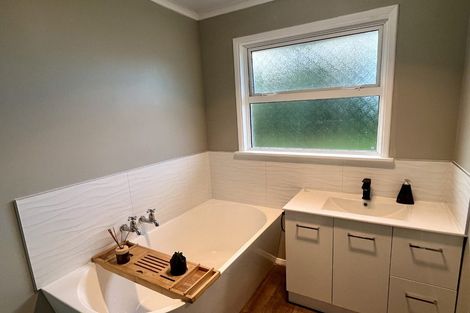 Photo of property in 5 Hampden Street, Awapuni, Palmerston North, 4412