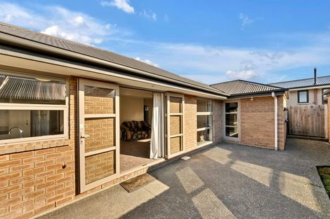 Photo of property in 2/31 Veitches Road, Casebrook, Christchurch, 8051