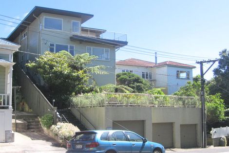 Photo of property in 11 Randwick Road, Northland, Wellington, 6012