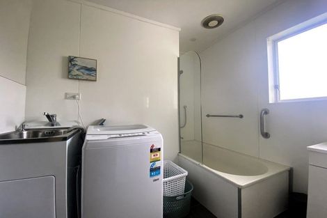Photo of property in 112 Leeward Drive, Whitby, Porirua, 5024