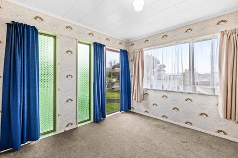 Photo of property in 2 Banff Place, Tamatea, Napier, 4112