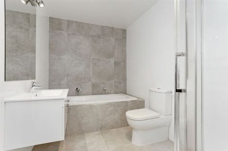 Photo of property in 6 Dida Park Drive, Kumeu, 0810