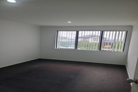 Photo of property in 14 Lane Cameron Place, Flat Bush, Auckland, 2019