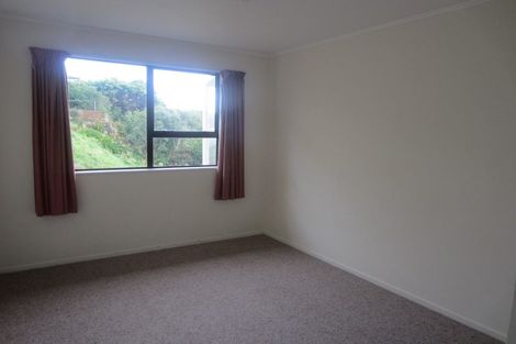 Photo of property in 16 Nalanda Crescent, Broadmeadows, Wellington, 6035