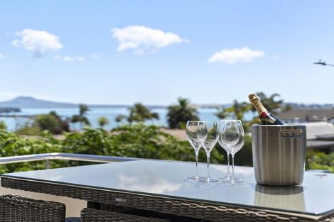 Photo of property in 1/10 Coquille Place, Half Moon Bay, Auckland, 2012