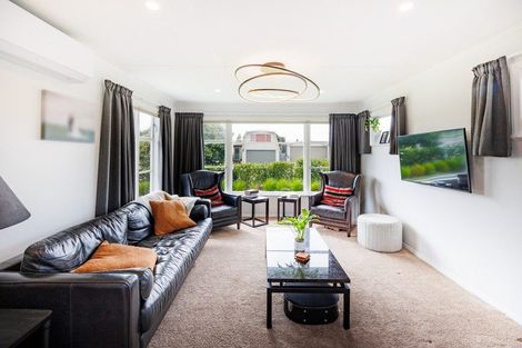 Photo of property in 3 Wincanton Place, Awapuni, Palmerston North, 4412