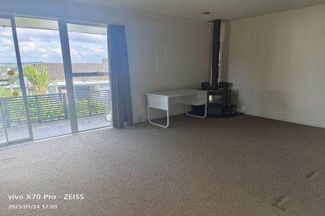 Photo of property in 49 Walworth Avenue, Pakuranga Heights, Auckland, 2010