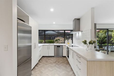 Photo of property in 14 Lascelles Street, Saint Martins, Christchurch, 8022