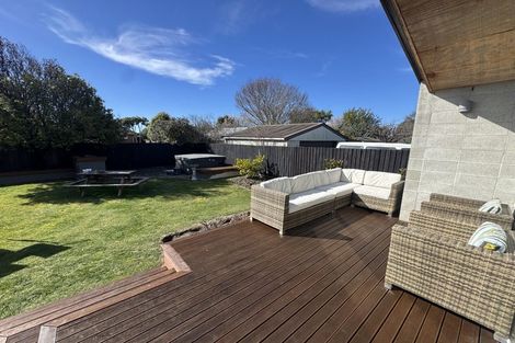 Photo of property in 52 Dunster Street, Burnside, Christchurch, 8053