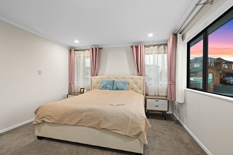 Photo of property in 13 San Prospero Crescent, Henderson, Auckland, 0612