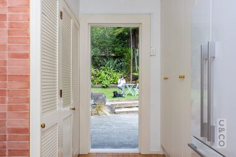 Photo of property in 244 School Road, Waimauku, 0881