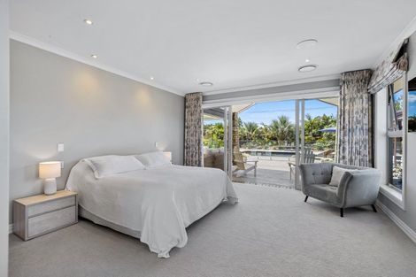 Photo of property in 8a Jelas Drive, Riverhead, Kumeu, 0892