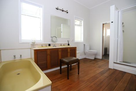 Photo of property in 25 Portia Street, Stratford, 4332