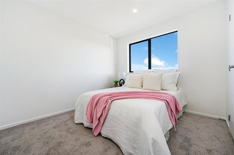Photo of property in 9 Woven Place, Karaka, Papakura, 2113