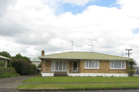 Photo of property in 1/231 Queen Street, Pukekohe, 2120