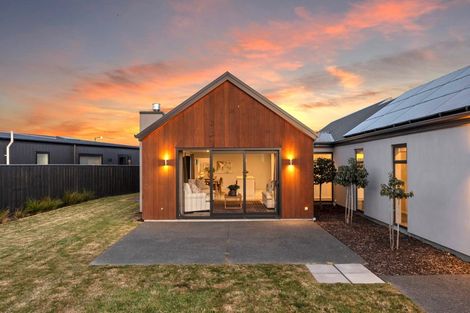 Photo of property in 16 Eleanor Lane, Casebrook, Christchurch, 8051