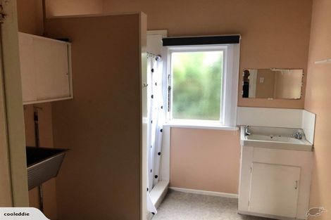 Photo of property in 1-3/2 Baden Road, Hataitai, Wellington, 6021