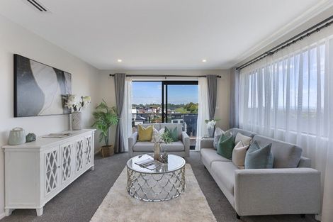 Photo of property in 345 Flat Bush School Road, Flat Bush, Auckland, 2019
