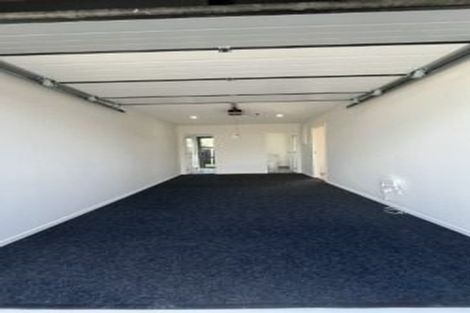 Photo of property in 28d Greenmeadows Avenue, Manurewa East, Auckland, 2102