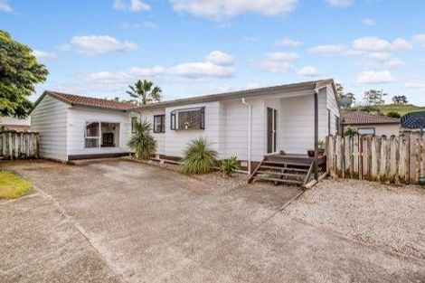 Photo of property in 2/44 Darren Crescent, Half Moon Bay, Auckland, 2012