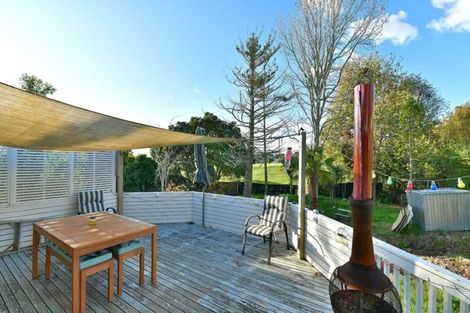Photo of property in 22 Delshaw Avenue, Stanmore Bay, Whangaparaoa, 0932