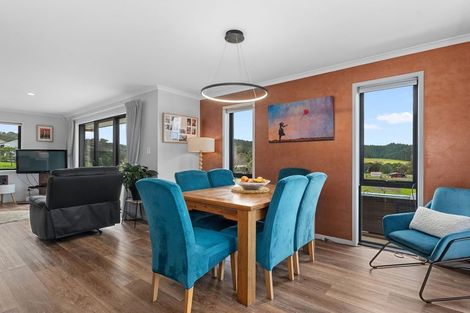 Photo of property in 14 Mangakino Lane, Kauri, Kamo, 0185