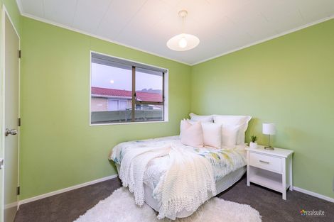 Photo of property in 2/35 Shanly Street, Brown Owl, Upper Hutt, 5018