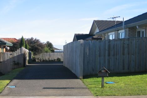 Photo of property in 6 Nephin Place, East Tamaki Heights, Auckland, 2016