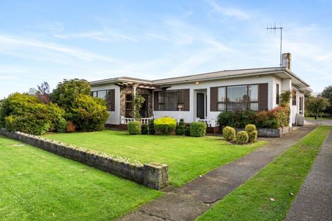 Photo of property in 1412 Woodstock Avenue, Mayfair, Hastings, 4122