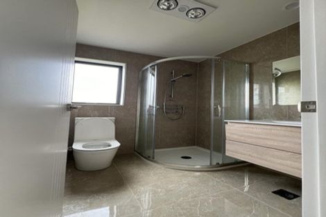 Photo of property in 11e Mandarin Place, Half Moon Bay, Auckland, 2012