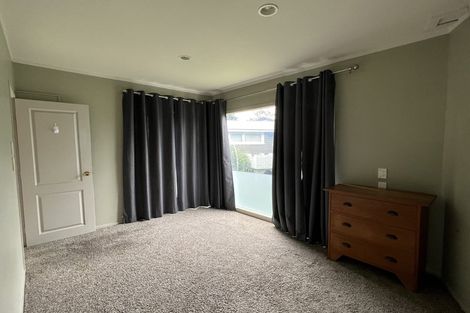 Photo of property in 4 Manutara Avenue, Forrest Hill, Auckland, 0620