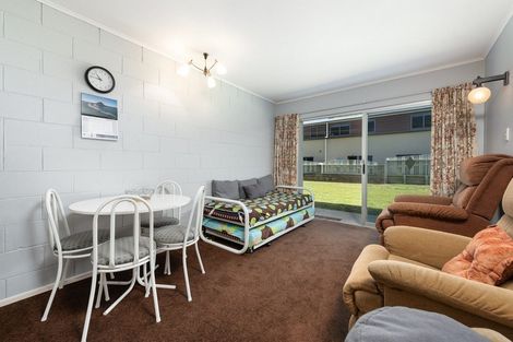Photo of property in 40 Maunganui Road, Mount Maunganui, 3116