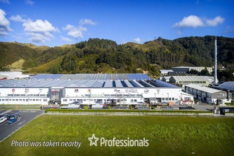 Photo of property in 13 Wood Street, Wallaceville, Upper Hutt, 5018